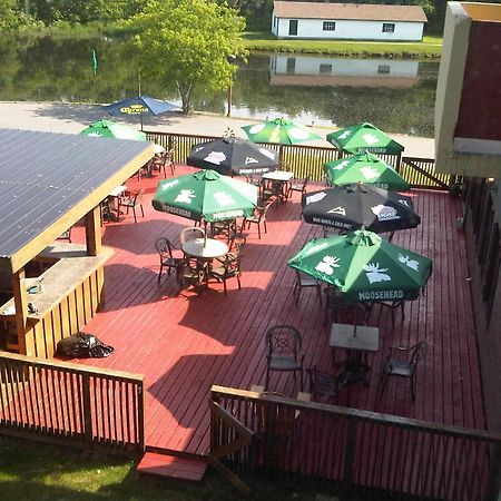 Econo Lodge Smiths Falls Eksteriør bilde