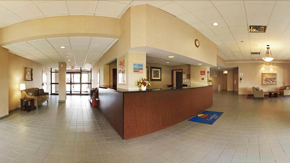 Econo Lodge Smiths Falls Eksteriør bilde