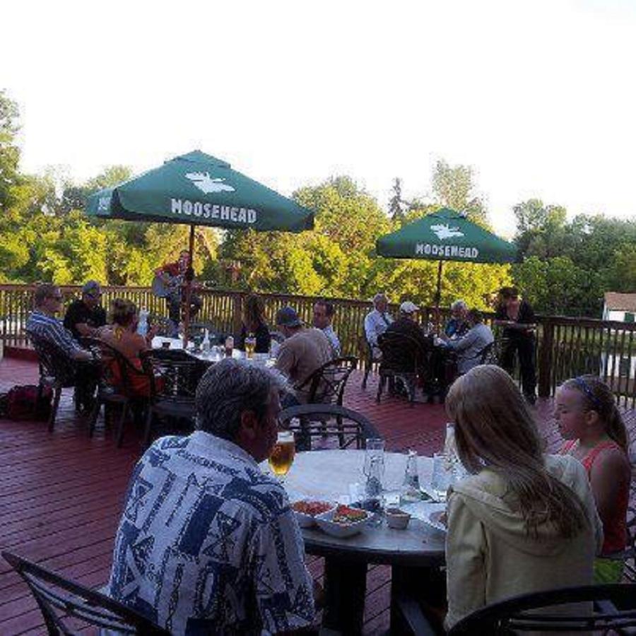Econo Lodge Smiths Falls Eksteriør bilde