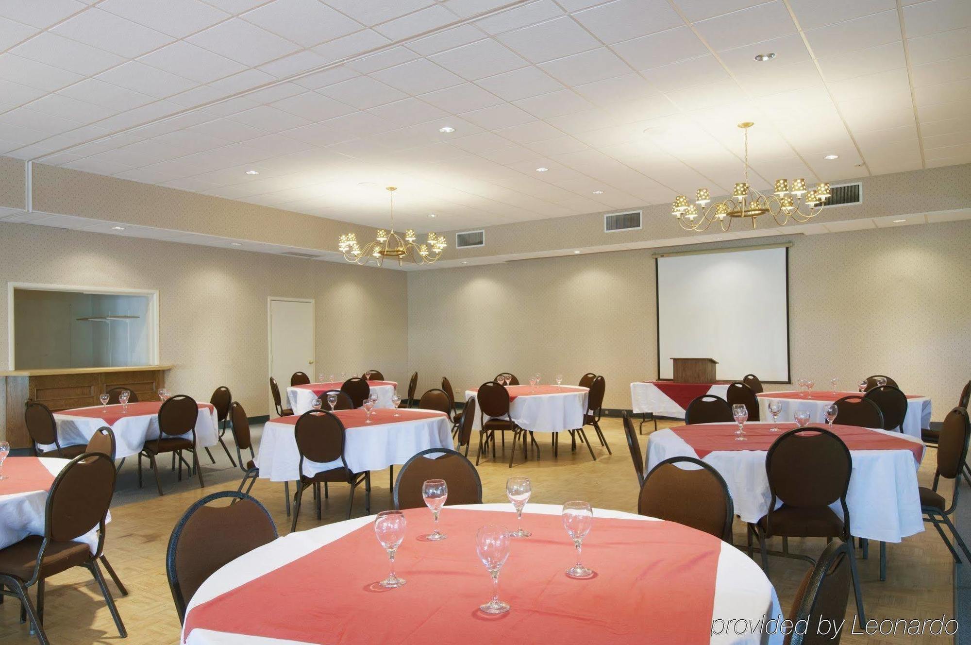 Econo Lodge Smiths Falls Eksteriør bilde